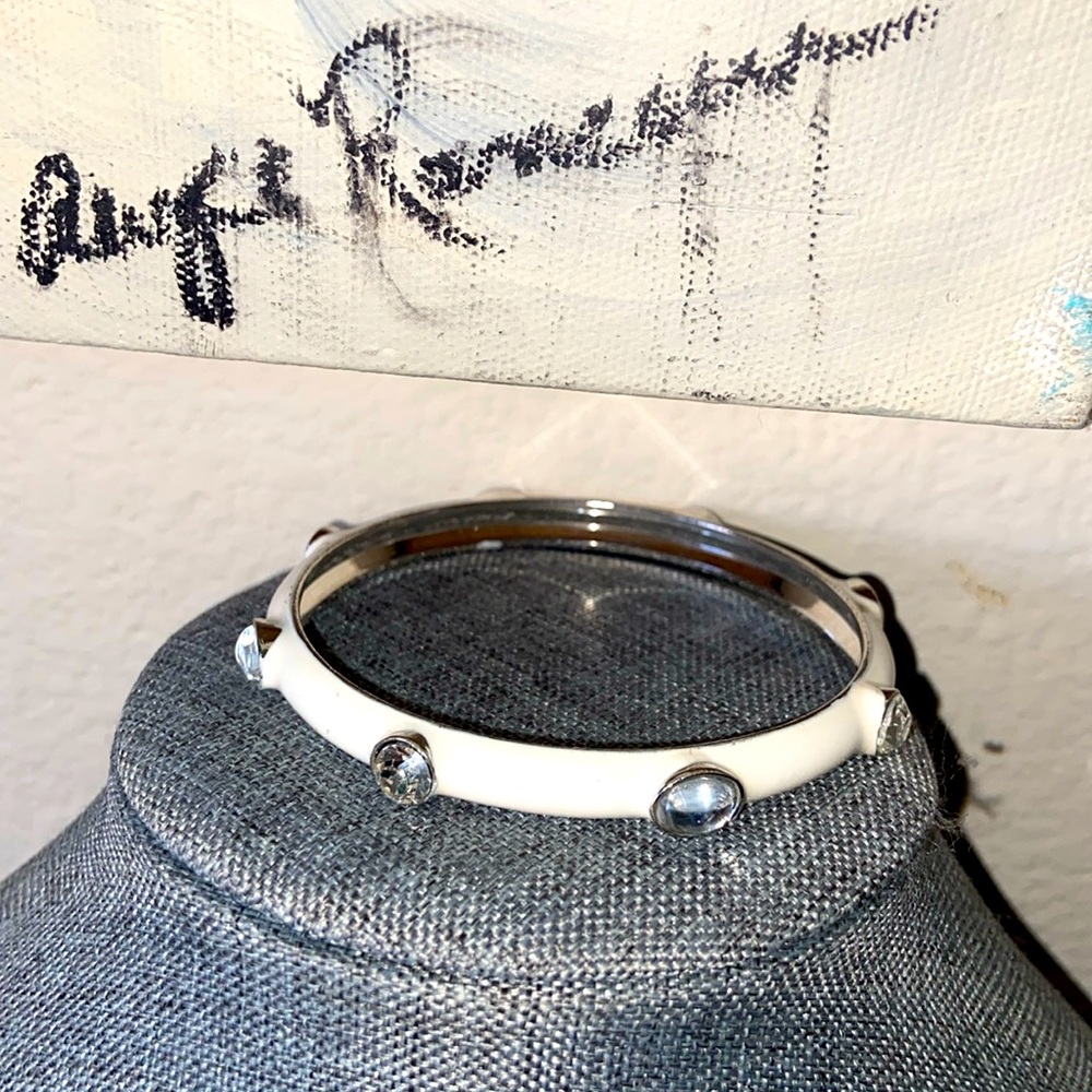 Vintage 90s Ivory White Enamel On Metal With Rhinestone’s Bangle
